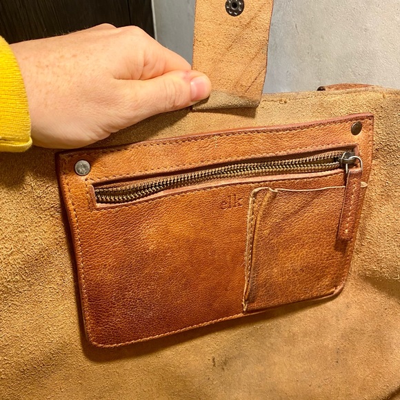 Elk large brown leather shoulder bag. - Picture 8 of 12